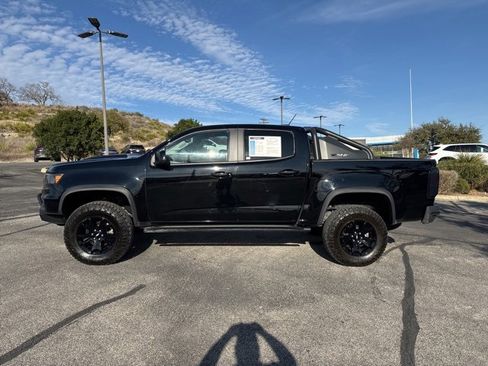 Used 2021 Chevrolet Colorado ZR2 w/ ZR2 Midnight Special Edition image 9