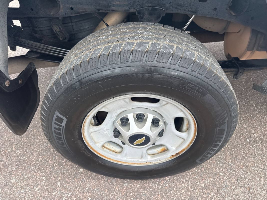 Used 2013 Chevrolet Silverado 2500 W/T AWD/4WD image 14