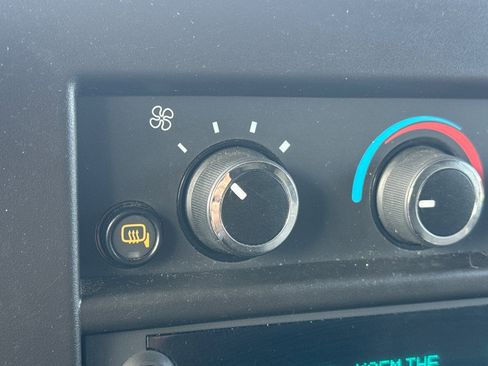 Used 2023 Chevrolet Express 2500 Extended w/ Driver Convenience Package image 28