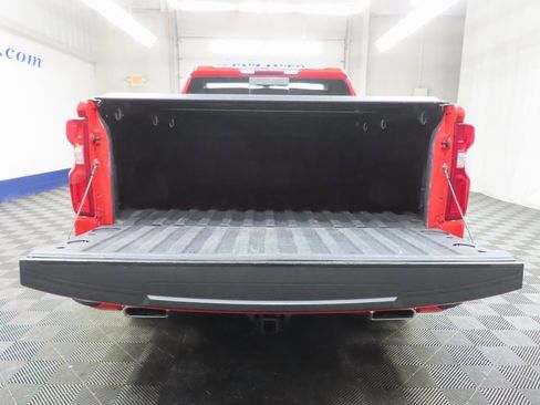 Used 2019 Chevrolet Silverado 1500 RST image 34