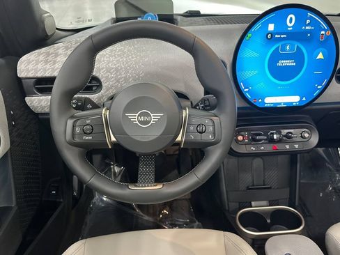 Used 2025 MINI Cooper S FWD image 17