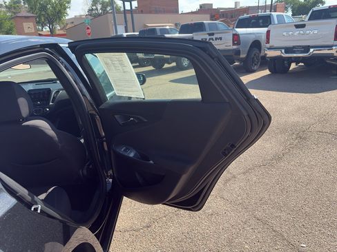 Used 2025 Chevrolet Malibu LT FWD image 35