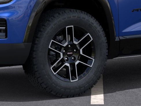 New 2026 GMC Terrain AT4 w/ LPO, Black Badging Package image 9