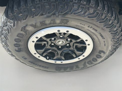 Used 2023 Ford Bronco Outer Banks w/ Sasquatch Package AWD/4WD image 34