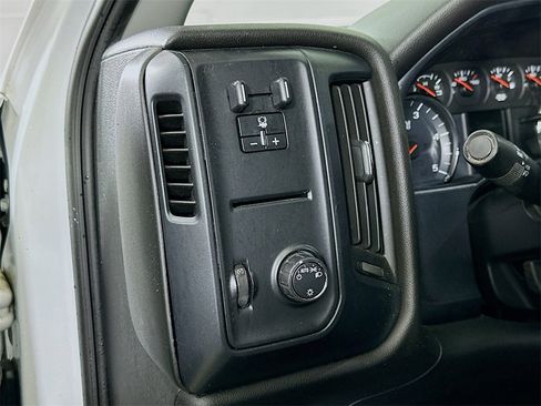 Used 2019 GMC Sierra 2500 Base w/ Sierra Convenience Package image 21