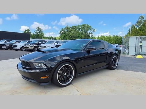 Used 2011 Ford Mustang GT Premium w/ Electronics Pkg RWD image 38