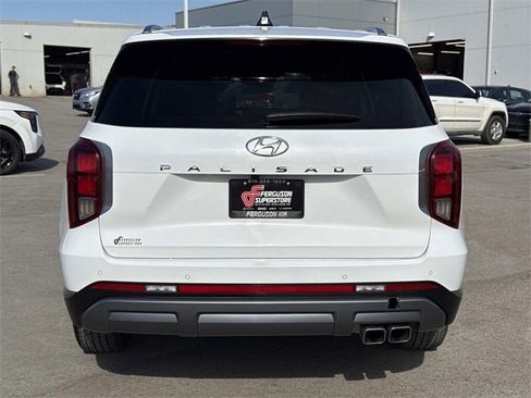 Used 2024 Hyundai Palisade SEL image 4