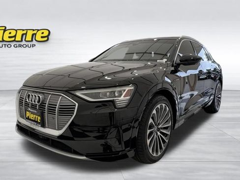 Used 2019 Audi e-tron Prestige AWD/4WD image 1