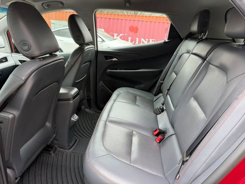 Used 2019 Chevrolet Bolt Premier w/ Infotainment Package image 17