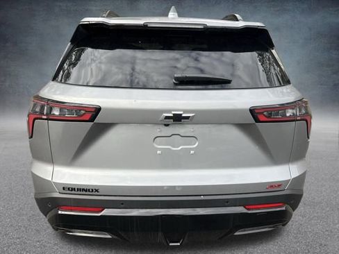 New 2025 Chevrolet Equinox RS image 4