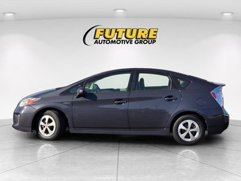 Used 2014 Toyota Prius Four FWD image 9