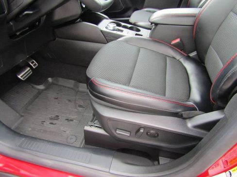 Used 2024 Ford Escape ST-Line w/ Tech Pack #1 AWD/4WD image 14