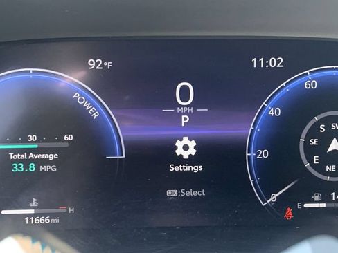 Used 2025 Toyota Highlander Limited AWD/4WD image 20