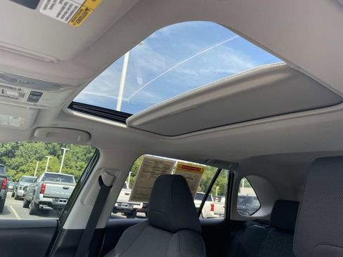 Used 2025 Toyota RAV4 XLE w/ Convenience Package FWD image 25