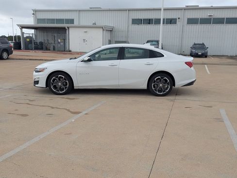 Used 2024 Chevrolet Malibu LT FWD image 8