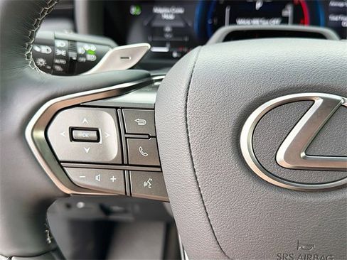 New 2026 Lexus LX 700h Luxury image 39