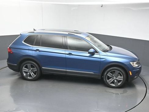 Used 2020 Volkswagen Tiguan SEL FWD image 51