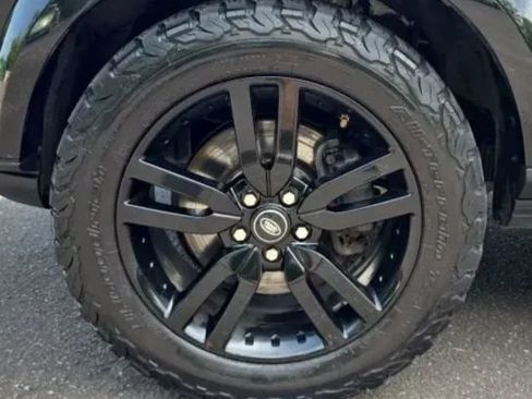 Used 2016 Land Rover LR4 HSE Silver Edition AWD/4WD image 55