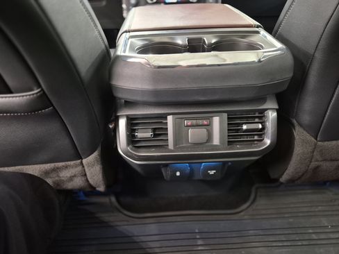 Used 2023 Ford F150 Lariat w/ Equipment Group 502A High AWD/4WD image 19