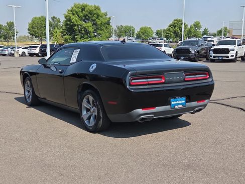Used 2015 Dodge Challenger SXT w/ Sound Group RWD image 12
