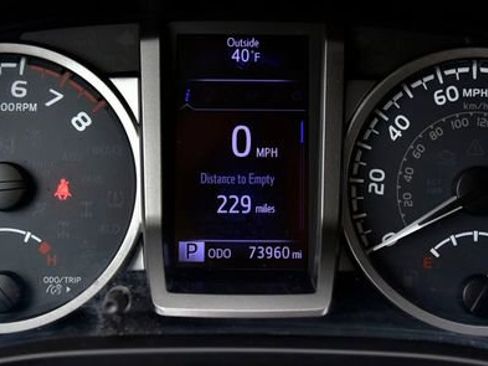 Used 2019 Toyota Tacoma SR5 image 28