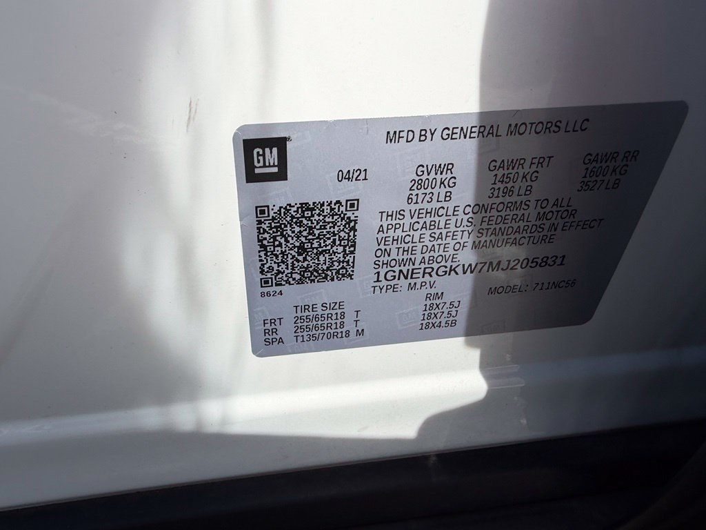 Used 2021 Chevrolet Traverse LT FWD image 24