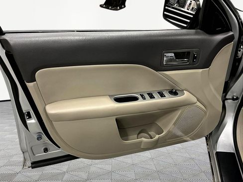 Used 2011 Ford Fusion SEL w/ 301A Rapid Spec Order Code FWD image 20