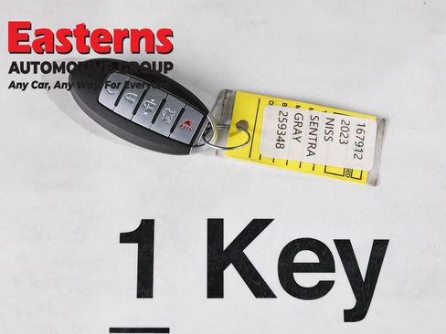 Used 2023 Nissan Sentra SR w/ SR Premium Package FWD image 25