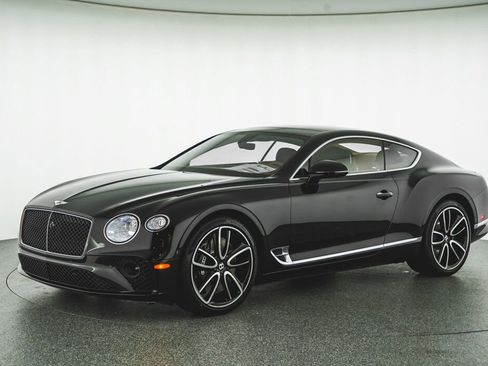 Used 2024 Bentley Continental GT image 4