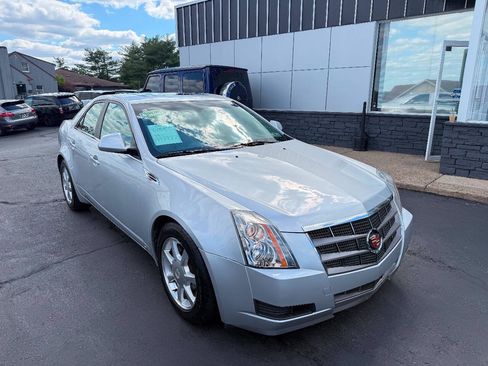 Used 2009 Cadillac CTS 3.6 w/ Wood Trim Package RWD image 9
