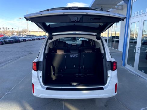 New 2026 Honda Odyssey Elite image 6