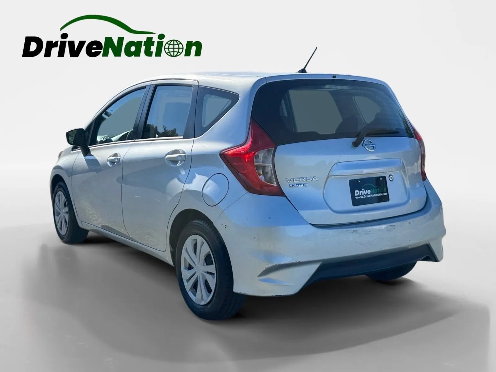 Used 2018 Nissan Versa Note S FWD image 7