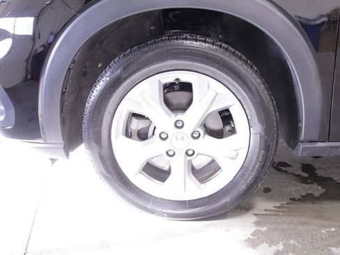 Certified 2023 Honda HR-V LX image 11