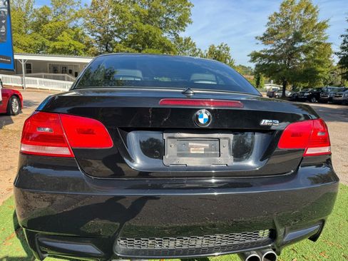 Used 2010 BMW M3 Convertible 2D image 10