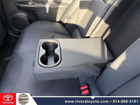 Used 2021 Toyota Prius XLE image 17