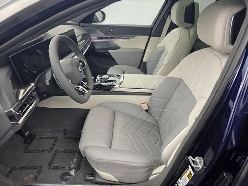 New 2026 BMW 760i xDrive image 6