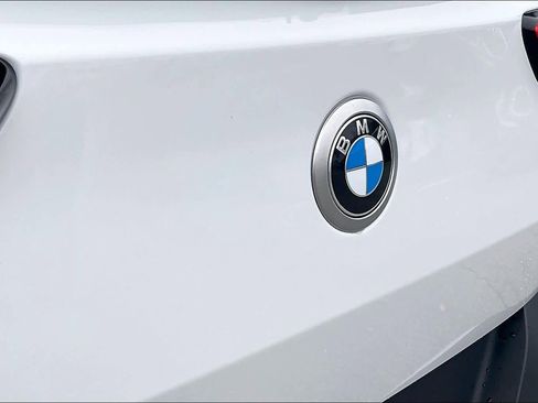 Certified 2025 BMW X2 xDrive28i AWD/4WD image 32