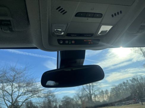 Certified 2022 Chevrolet Equinox Premier w/ LPO, Floor Liner Package image 28