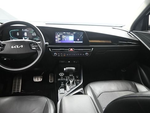 Certified 2023 Kia Niro EX Touring image 30