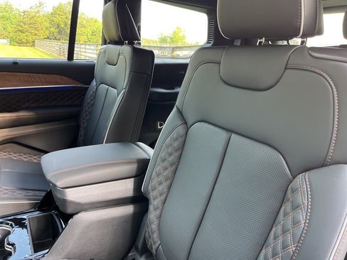 New 2025 Jeep Grand Cherokee L Summit image 36