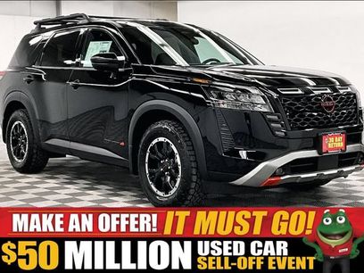 New 2026 Nissan Pathfinder Rock Creek w/ Rock Creek Premium Package