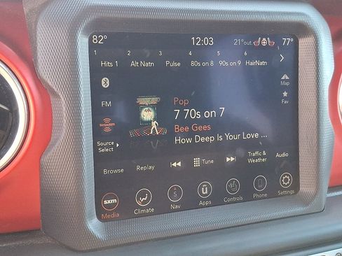 Used 2021 Jeep Wrangler Unlimited Rubicon image 15