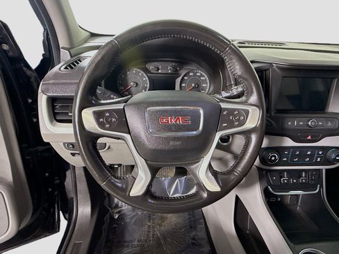 Used 2018 GMC Terrain SLE image 13