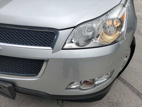 Used 2011 Chevrolet Traverse LS FWD image 10