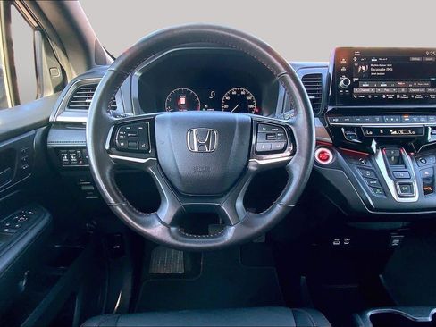 Used 2025 Honda Odyssey Sport-L image 6