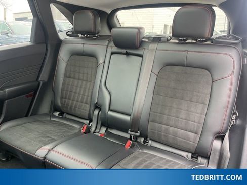 Used 2022 Ford Escape SEL w/ SEL Stealth AWD Package image 13