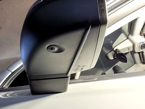 Used 2018 Audi Q7 3.0T Premium Plus w/ Premium Plus Package image 16