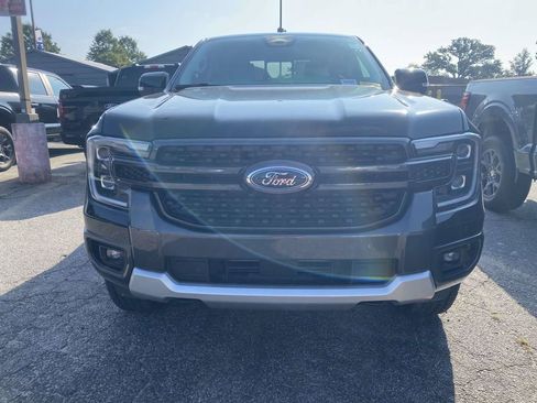 Used 2024 Ford Ranger Lariat w/ FX4 Off-Road Package AWD/4WD image 2