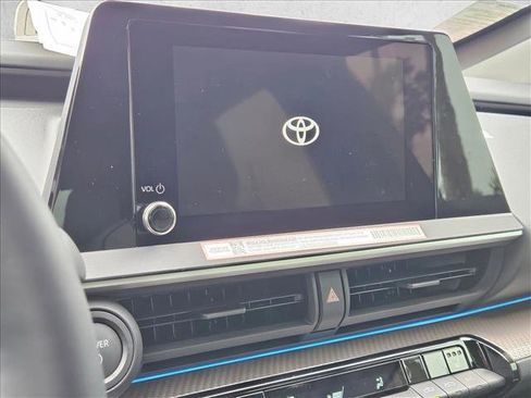 New 2026 Toyota Prius XLE image 11