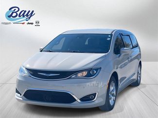 Used 2020 Chrysler Pacifica Touring w/ Tire & Wheel Group video 1
